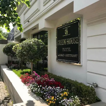 House & Restaurant 4*