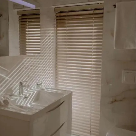 House & Restaurant Szálloda 4*