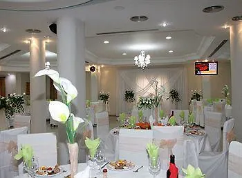 ومطعم غرين هاوس