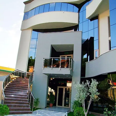 House Hotel&restaurant 4* Tirana