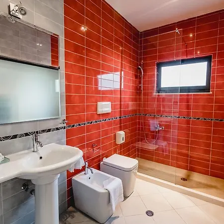 Szálloda House & Restaurant Tirana