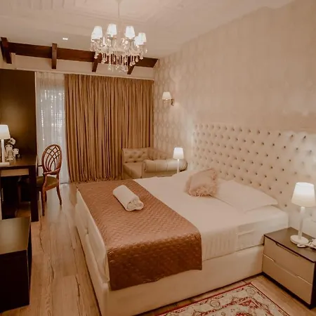 Hotel House & Restaurant 4*