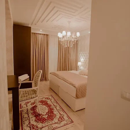 ومطعم غرين هاوس فندق