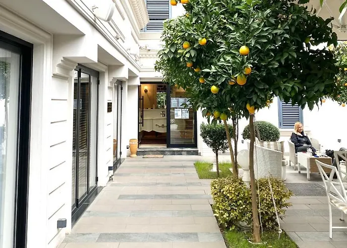 House & Restaurant Hotel Tirana