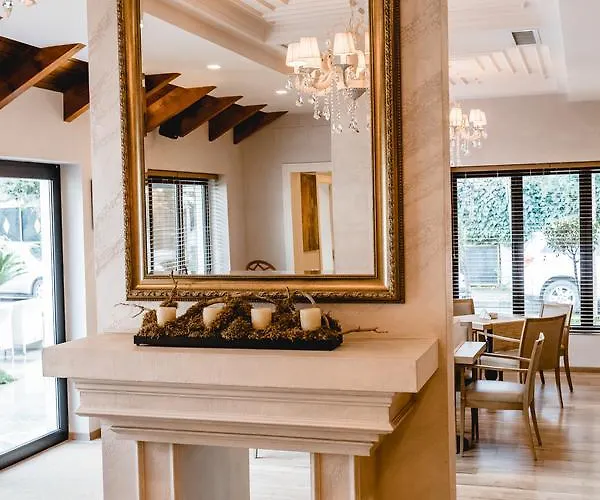 Отель House & Restaurant 4*