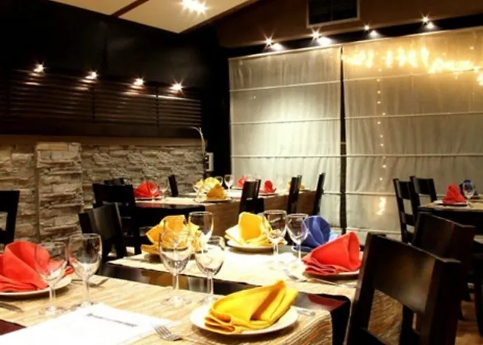 House & Restaurant Отель