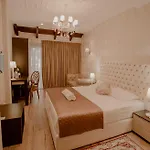 House & Restaurant