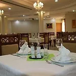 酒店 House & Restaurant 4*