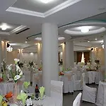 House & Restaurant