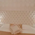 House & Restaurant 4* 地拉那