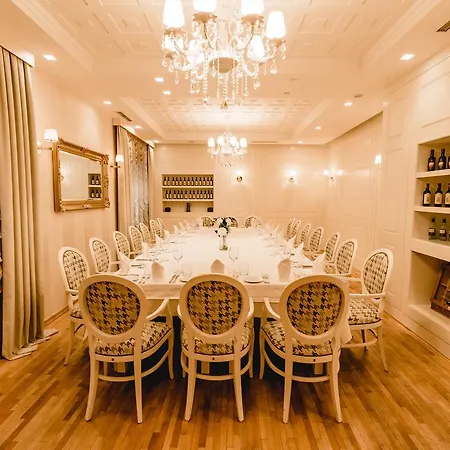 House & Restaurant Ξενοδοχείο Τίρανα