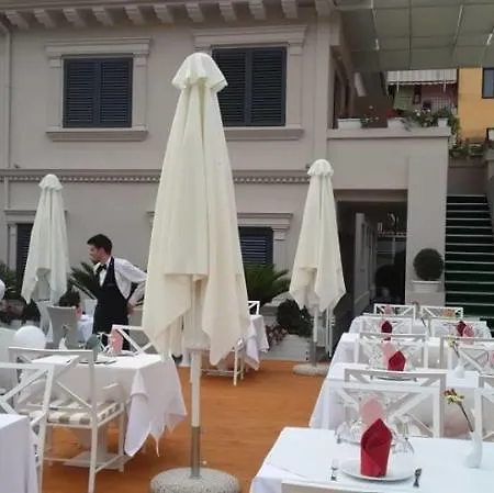 House Hotel&restaurant 4* Tirana