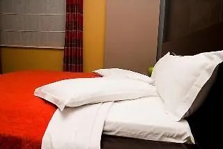 House Hotel&restaurant Hotel Tirana