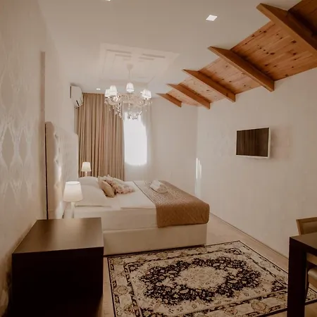 Ξενοδοχείο House & Restaurant