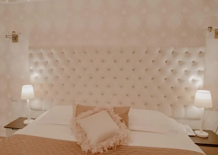 House & Restaurant 4* טיראנה